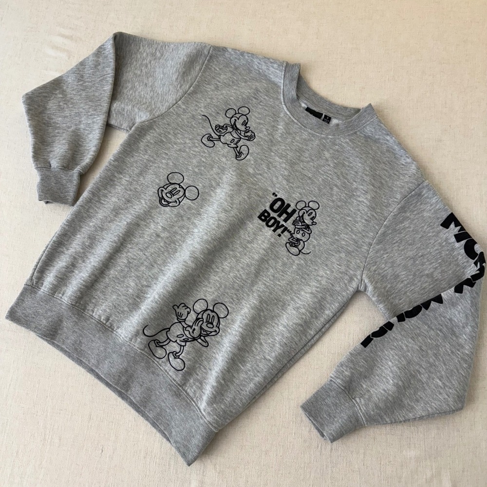 Disney Mickey Mouse Oh Boy Heather Gray Graphic Crewneck Sweatshirt Small - Picture 8 of 8